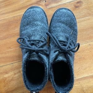 Women’s wool Uggs size 9.